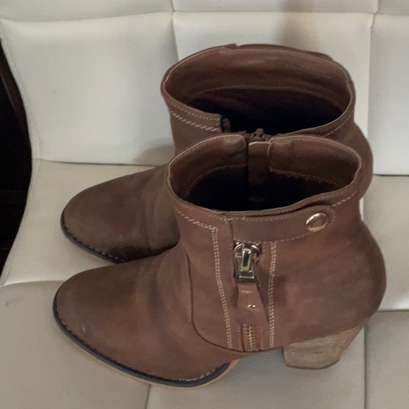 Boots - Picture 2 of 2